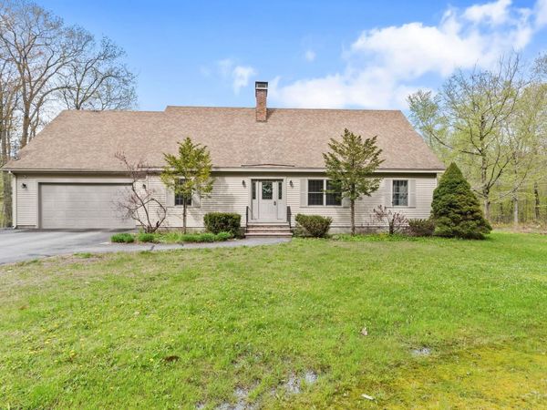 10 Avon Shores Road, Moultonborough, NH 03254