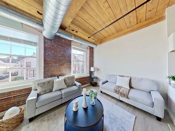 110 East Hollis Street, Unit 320, Nashua, NH 03060