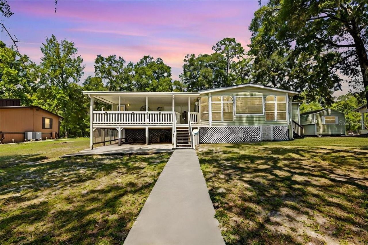 9859 NW 38th Terrace , Branford, FL 32008 Photo