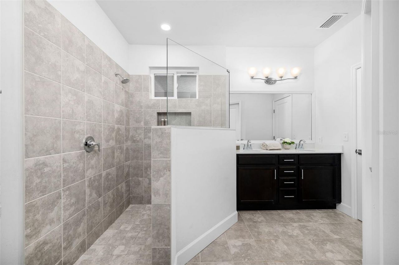 9670 SW 68th Lane , Gainesville, FL 32608 Photo