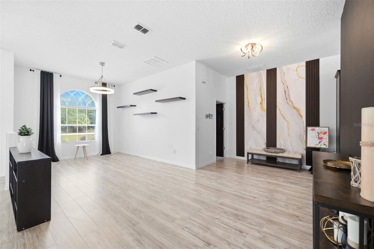 18043 Palmdale Road , Weeki Wachee, FL 34614 Photo