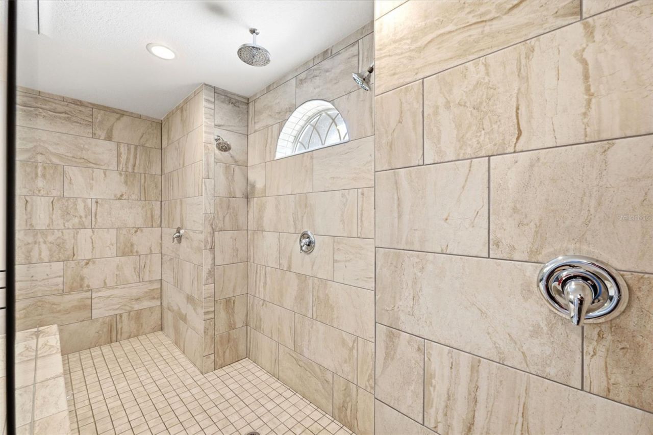 18043 Palmdale Road , Weeki Wachee, FL 34614 Photo
