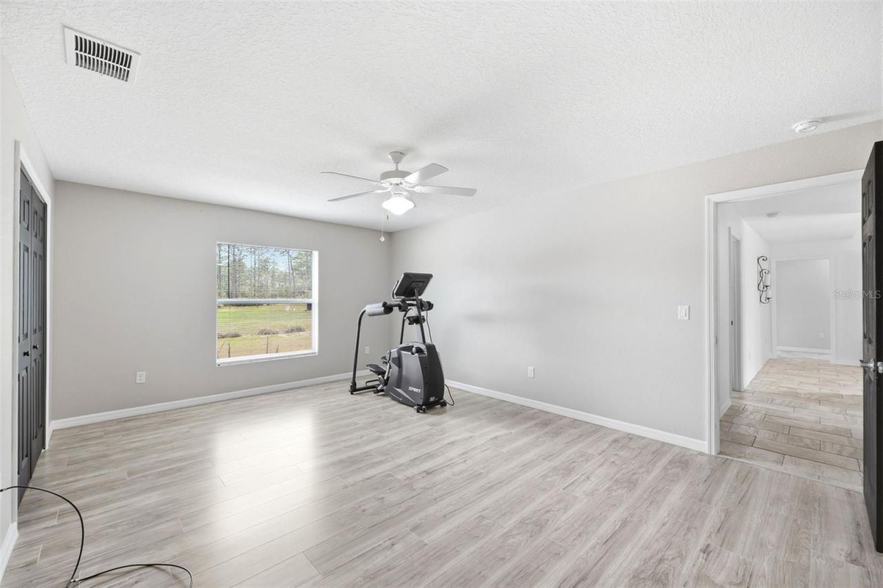 18043 Palmdale Road , Weeki Wachee, FL 34614 Photo