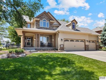 7505 Overview Street, Papillion, NE 68046