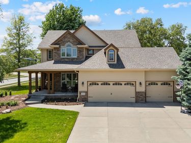 7505 Overview Street, Papillion, NE 68046