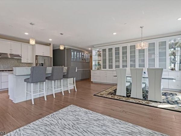 2 Vanderbilt Blvd, Florham Park, NJ 07932