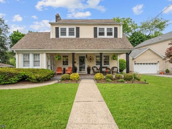 15 Valley Rd, Nutley, NJ 07110