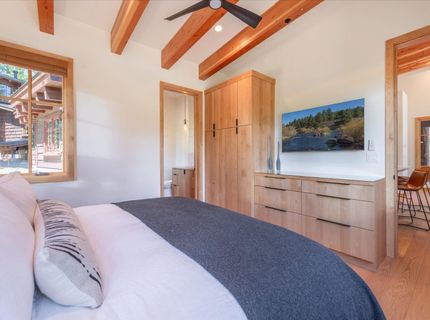 12236 Pete Alvertson Drive, Truckee, CA 96161 Photo