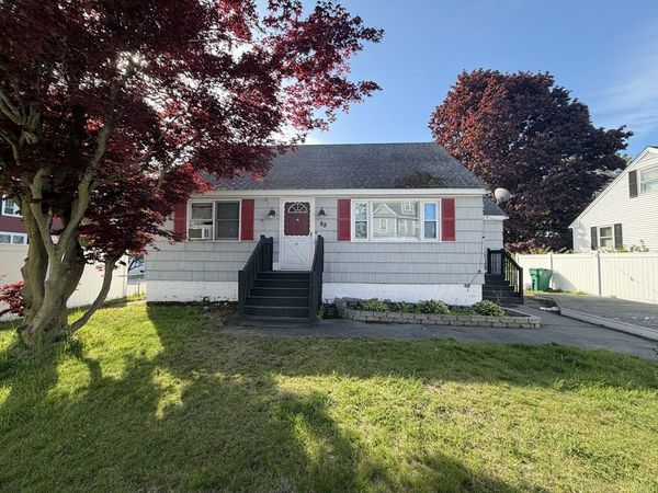 89 Bunker Hill Ave, Unit 1, Lowell, MA 01850