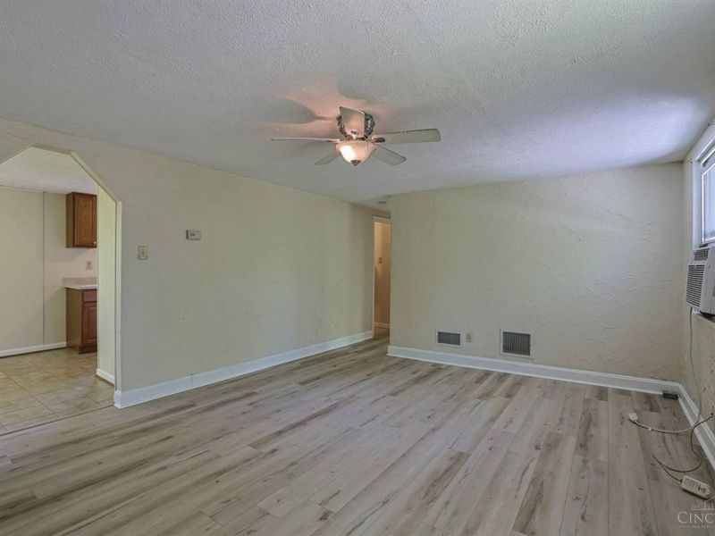 6210 Berauer Road, Cincinnati, OH 45248 Photo 7