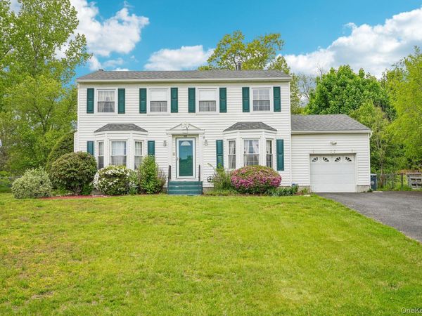 12 Buttermilk Drive , New Windsor, NY 12553