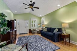 208 Greenwich Dr.  photo 4
