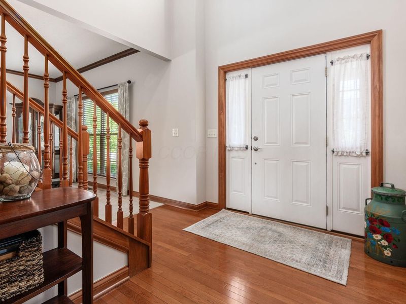 8024 Millway Loop, Powell, OH 43065 Photo 3