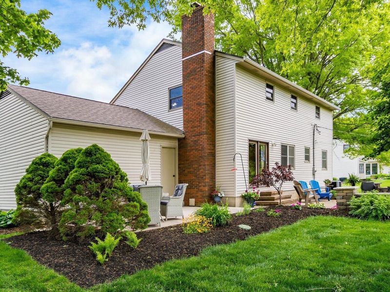 7619 Wilbur Road, New Albany, OH 43054 Photo 2