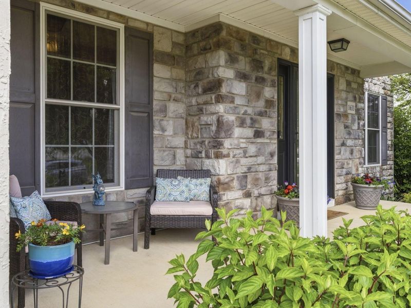 1633 Sunflower Street, Lewis Center, OH 43035 Photo 4