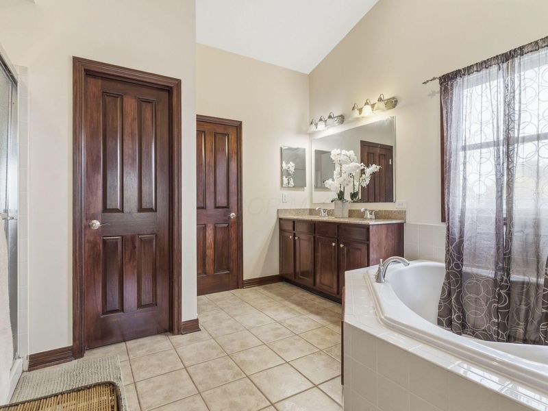 1633 Sunflower Street, Lewis Center, OH 43035 Photo 45