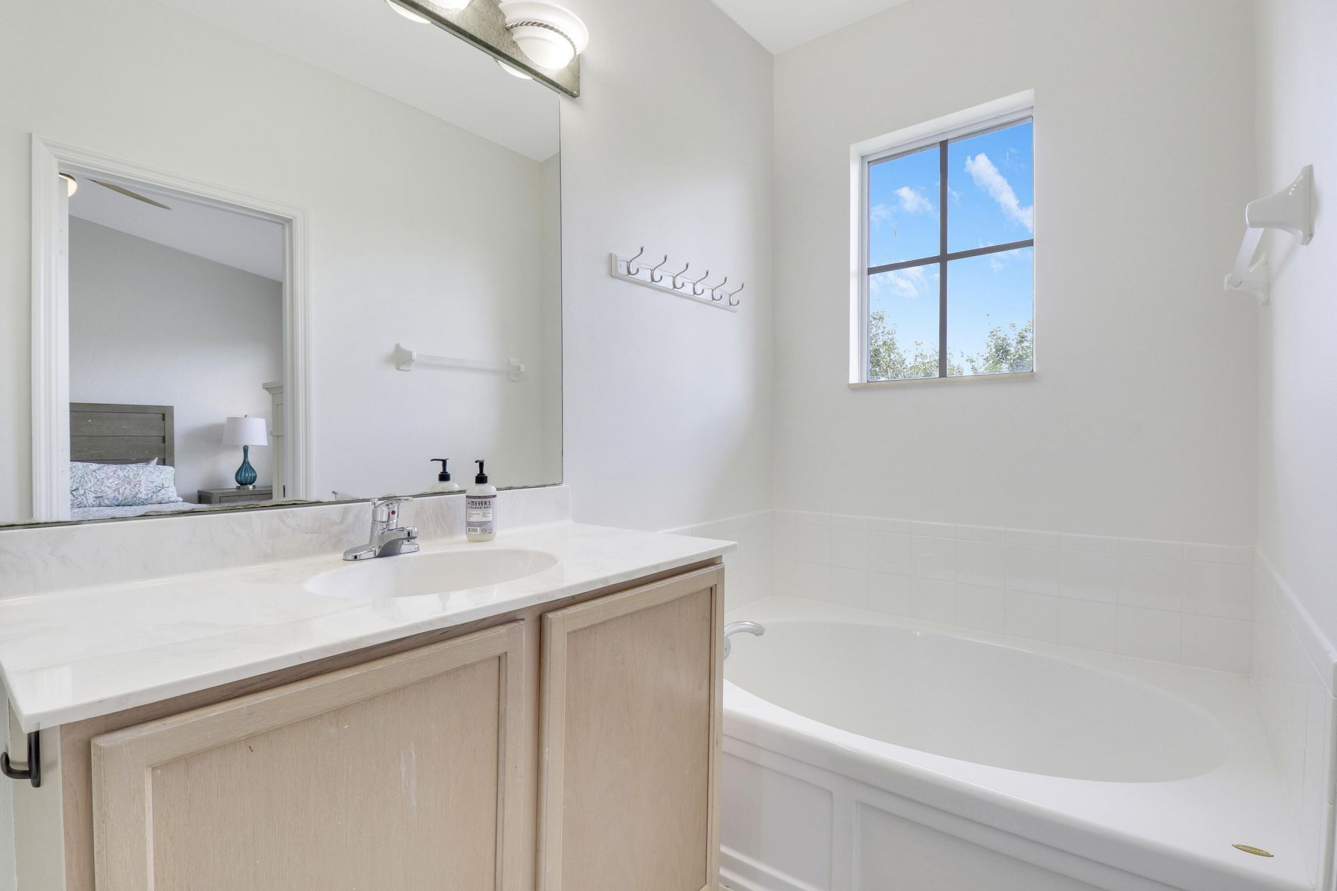 123 E Thatch Palm Circle, Jupiter, FL 33458 Photo