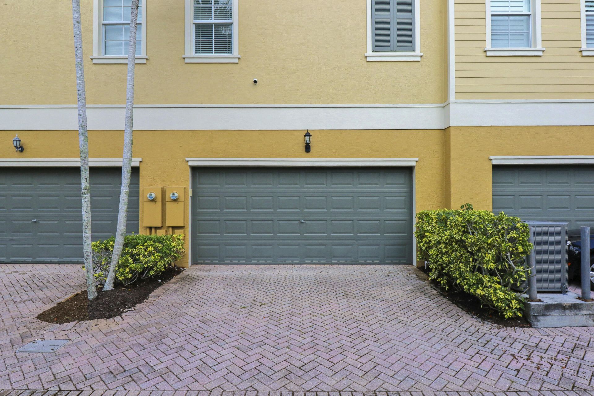 123 E Thatch Palm Circle, Jupiter, FL 33458 Photo