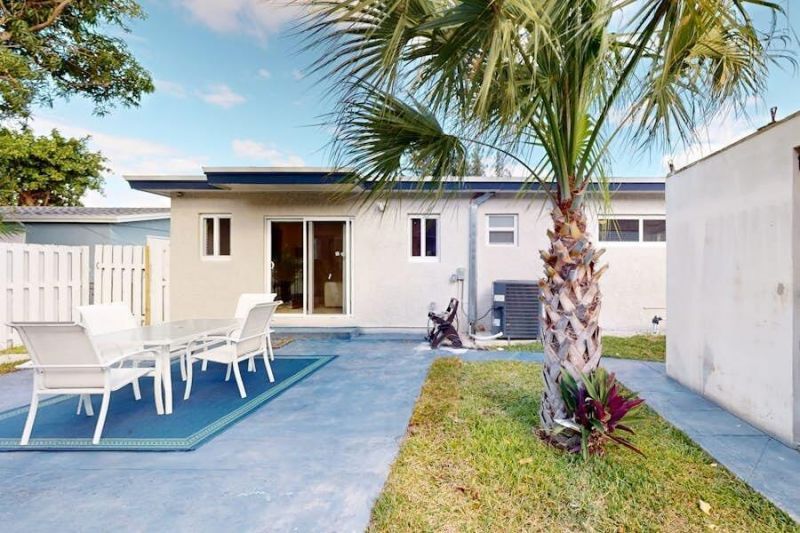 741 W 10th Street, Riviera Beach, FL 33404 Photo