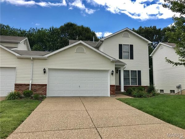 48 Deer Grove , St Peters, MO 63376