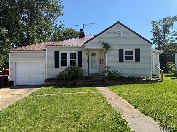 11 Greenwood Drive , Lebanon, MO 65536