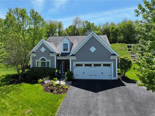 252 Estates Dr , Gibsonia, PA 15044