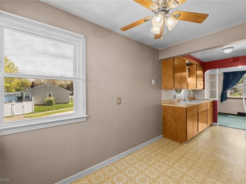 2906 Priscilla Avenue, Parma, OH 44134 Photo 11