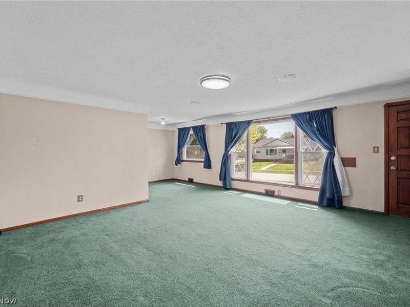 2906 Priscilla Avenue, Parma, OH 44134 Photo 3