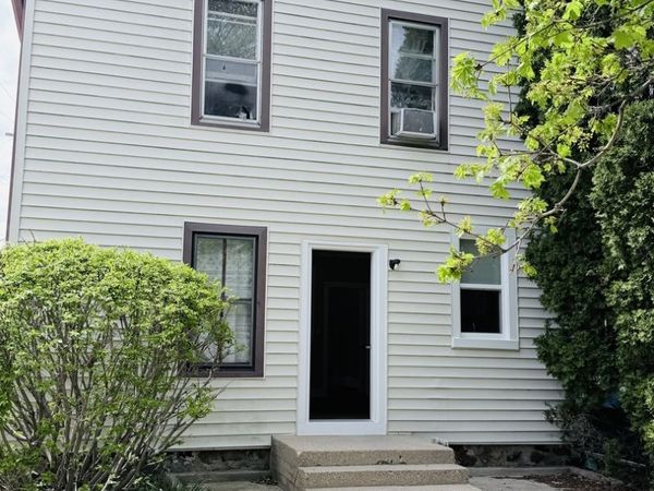 416 Clay Street , Unit 2, Woodstock, IL 60098