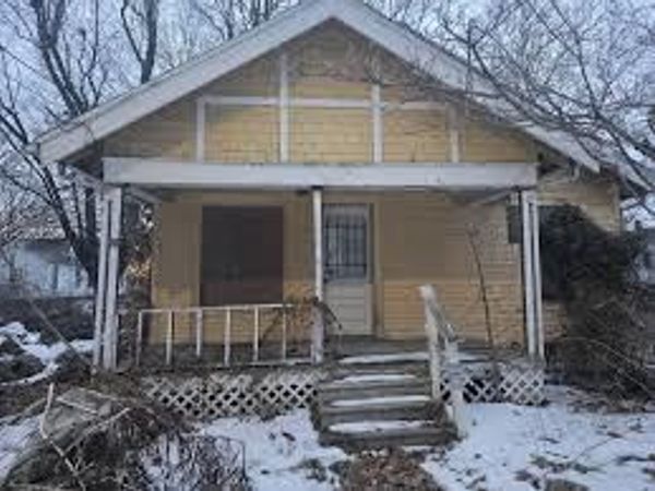612 S jackson Street , Decatur, IL 62521