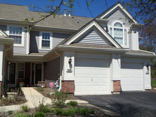 1069 Talbots Lane , Unit 105, Elk Grove Village, IL 60007