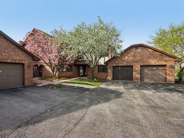 37 Terrace Lane , Unit F, Lake Zurich, IL 60047