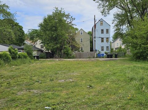 Main Photo