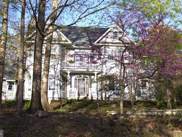 620 STONEBRIDGE DRIVE , SELINSGROVE, PA 17870