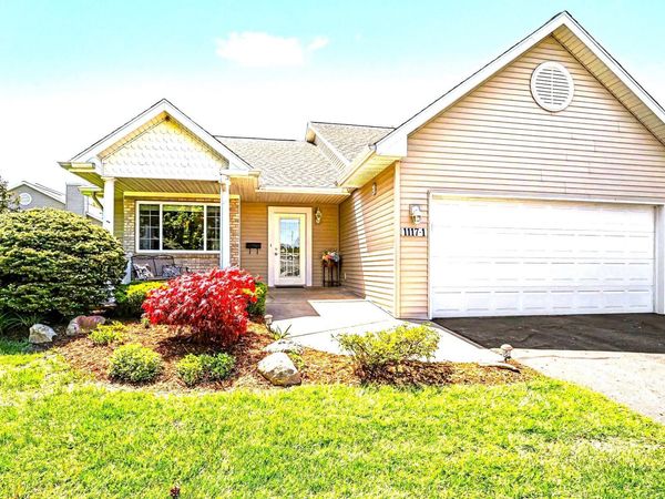 1117-1 Fountain View Circle, Holland, MI 49423