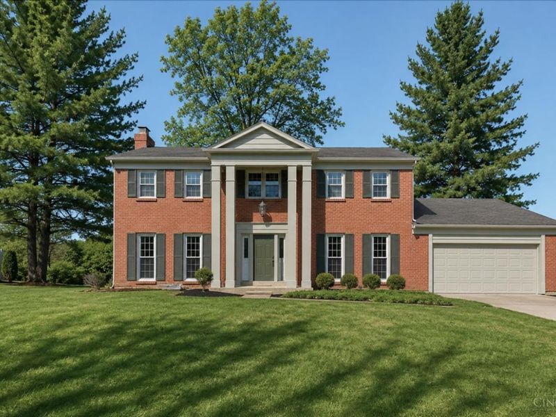 8365 Squirrelridge Drive, Sycamore Township, OH 45243 Photo 1