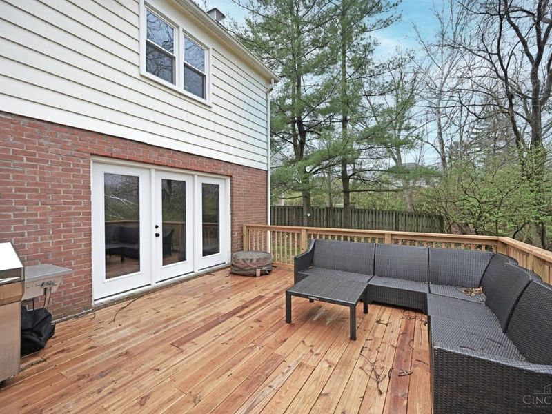 8365 Squirrelridge Drive, Sycamore Township, OH 45243 Photo 30