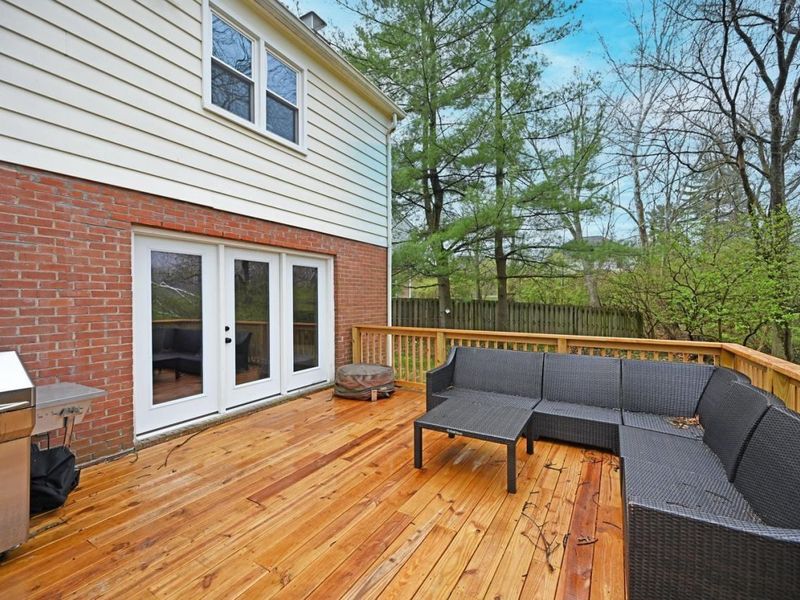 8365 Squirrelridge Drive, Sycamore Township, OH 45243 Photo 31