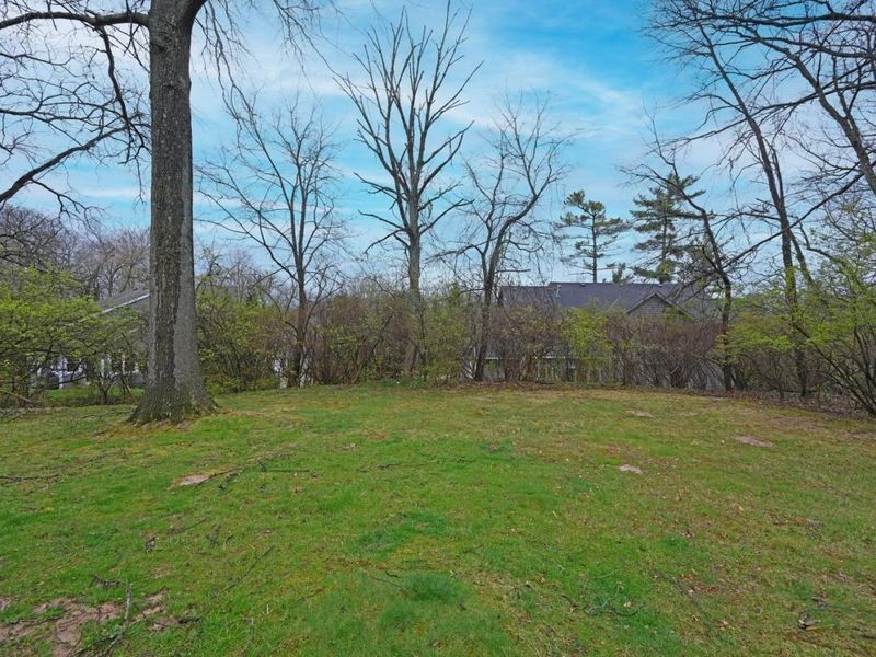 8365 Squirrelridge Drive, Sycamore Township, OH 45243 Photo 34
