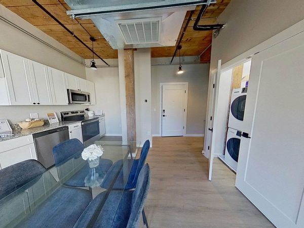 110 East Hollis Street, Unit 423, Nashua, NH 03060