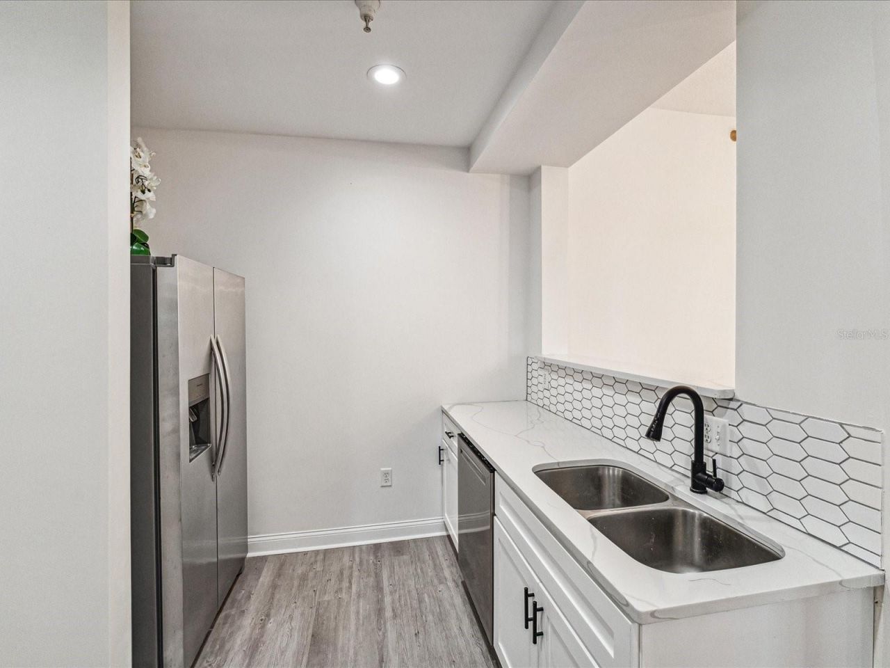 215 Central Avenue , Unit 3F, Saint Petersburg, FL 33701 Photo
