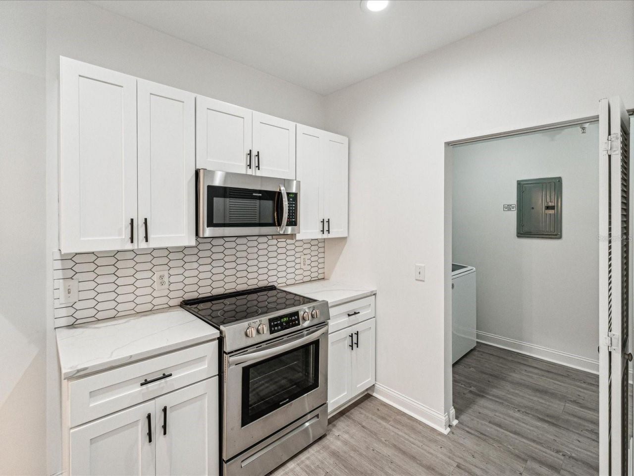 215 Central Avenue , Unit 3F, Saint Petersburg, FL 33701 Photo