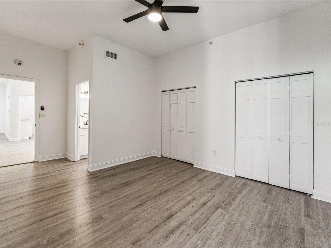 215 Central Avenue , Unit 3F, Saint Petersburg, FL 33701 Photo
