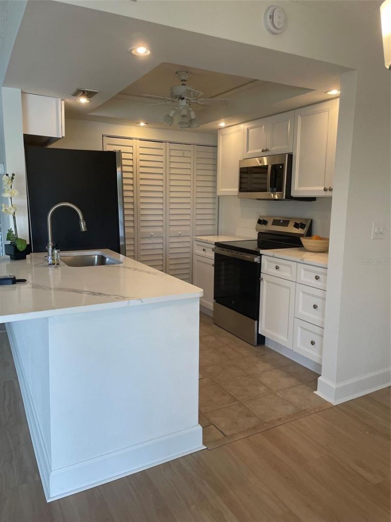 706 115th, Unit 2401, Saint Petersburg, FL 33716 Photo