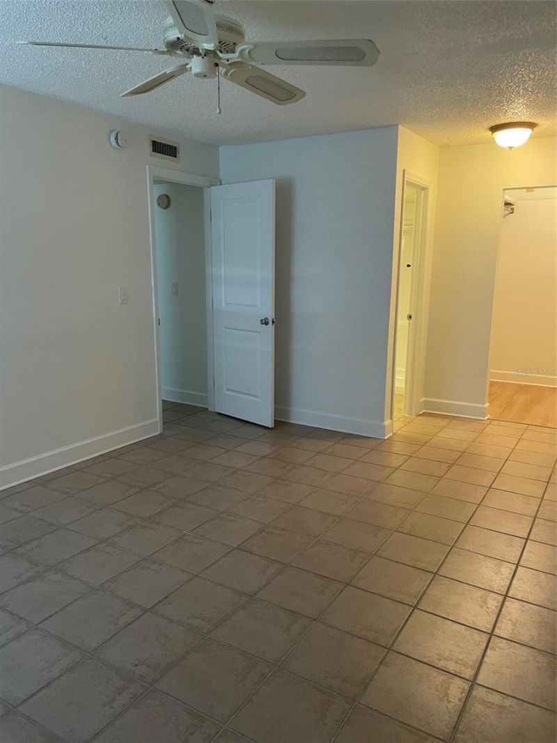 706 115th, Unit 2401, Saint Petersburg, FL 33716 Photo