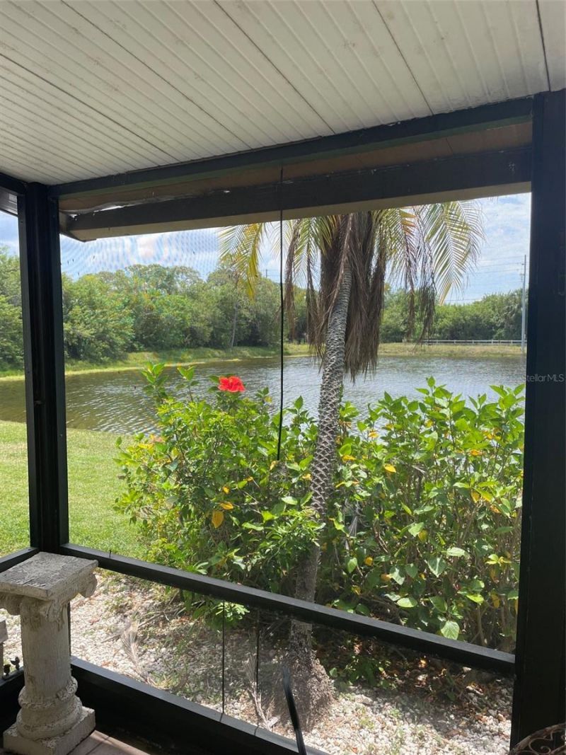 706 115th, Unit 2401, Saint Petersburg, FL 33716 Photo
