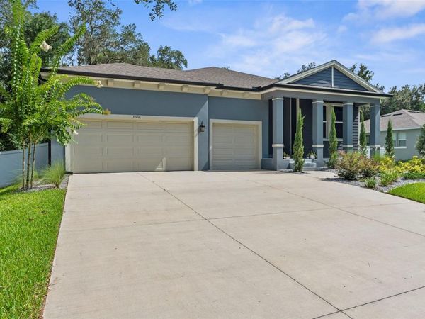5100 WESTLAKE BOULEVARD , DADE CITY, FL 33523