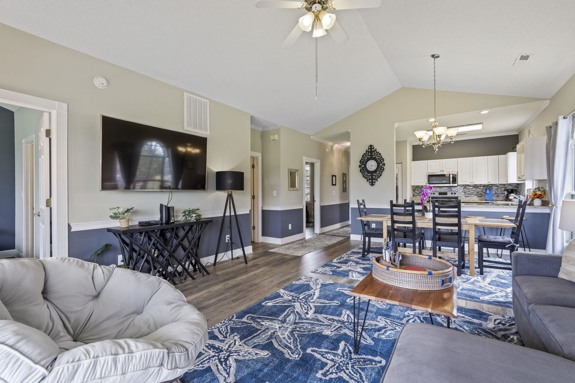 4673 Wild Iris Dr. Photo 15