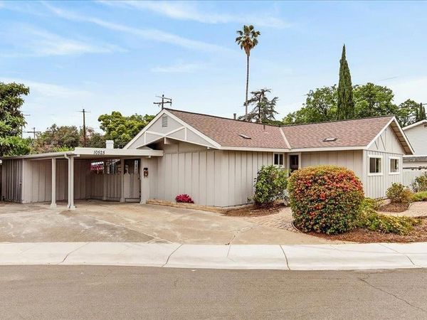 10525 Barnhart Court, Cupertino, CA 95014