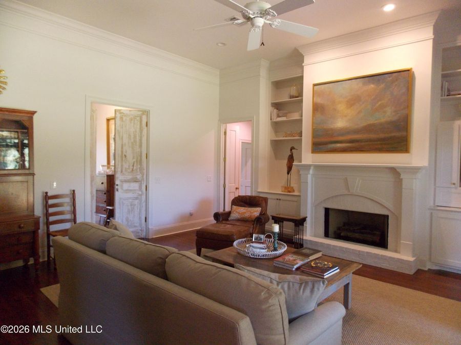 Property Image 25